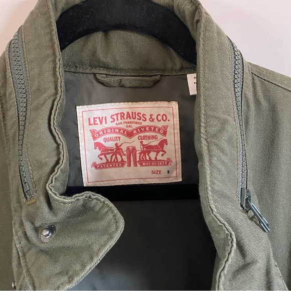 Levi’s Flight Jacket - Picture 6 of 7